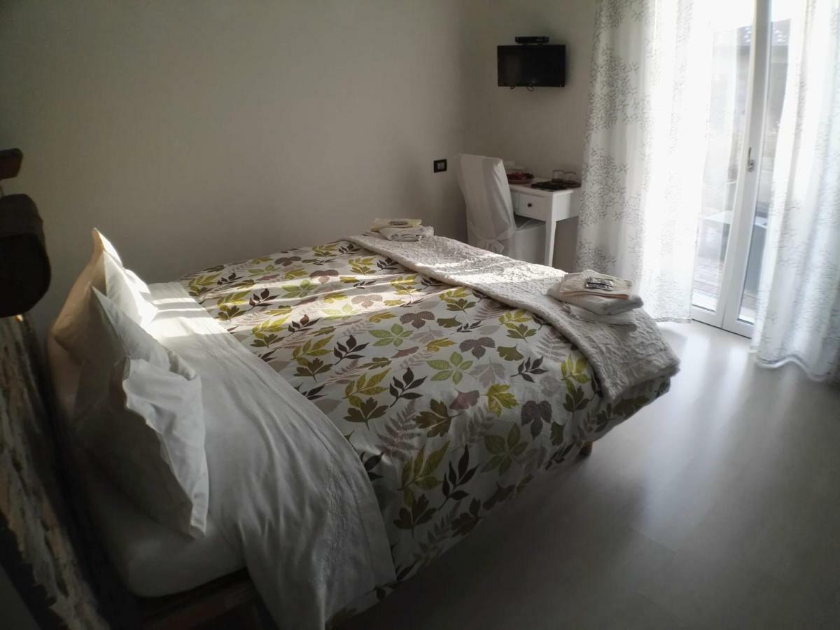 B&B Guglielmina Quarna Sotto 外观 照片